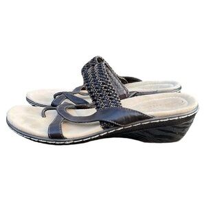 Wear.Ever Melanee Sandals Open Toe Weave Womens size 10, Color is Brown